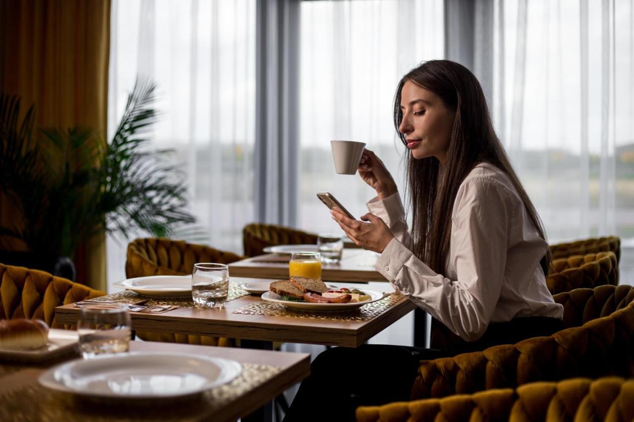 Poludnik Park Boutique Hotel Conference&Spa Stargard Szczecinski ภายนอก รูปภาพ